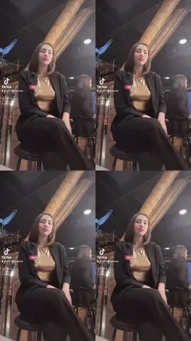 me?? 💁 i guess i was a shoulder to cry on🤔