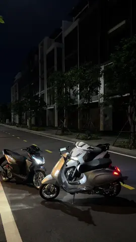 chìm đắm trong cơn u bùn#xuhuongtiktok #vespasprint #vespasaigon 