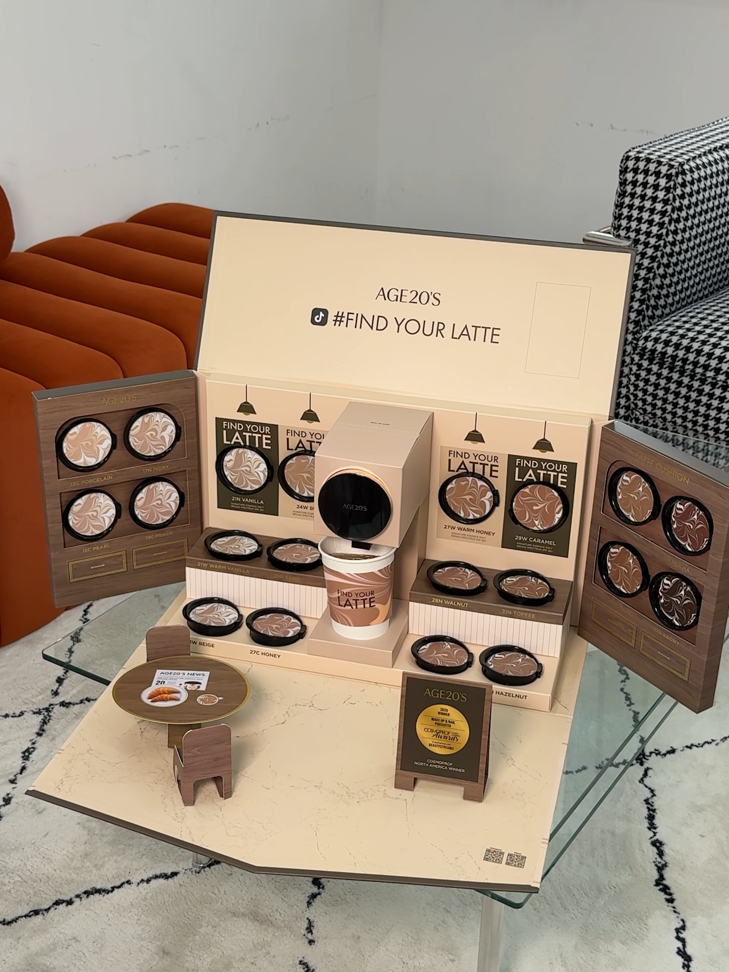𝑾𝒆𝒍𝒄𝒐𝒎𝒆 𝒕𝒐 𝑨𝑮𝑬20’𝑺 𝑪𝒂𝒇é ☕✨ Unboxing our PR box never gets old 💖 ✨ 20 latte-inspired shades of Signature Essence Pact ✨ The coffee aroma that greets you as soon as it opens ✨ The cutest café details inside Because at the end of the day, it’s all about one thing: 👉 Finding your latte. Finding your perfect shade. ✨ Post-PBDD deals are here! From Oct 9 – 12 only: ☕ OG Shades → up to 24% OFF 🌟 New Shades → 10% OFF Don’t miss your latte moment 💛 #AGE20S #FindYourLatte #LatteCushion #cushionfordryskin #koreancushionfoundation