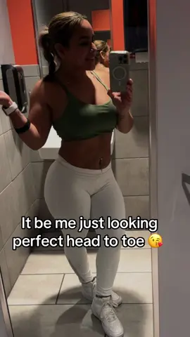 Hello 👋 it’s me 😘…BODY TEA 🔥 😜! Just know that there are no days off 😉#hello #bodytea #tiktokviral 