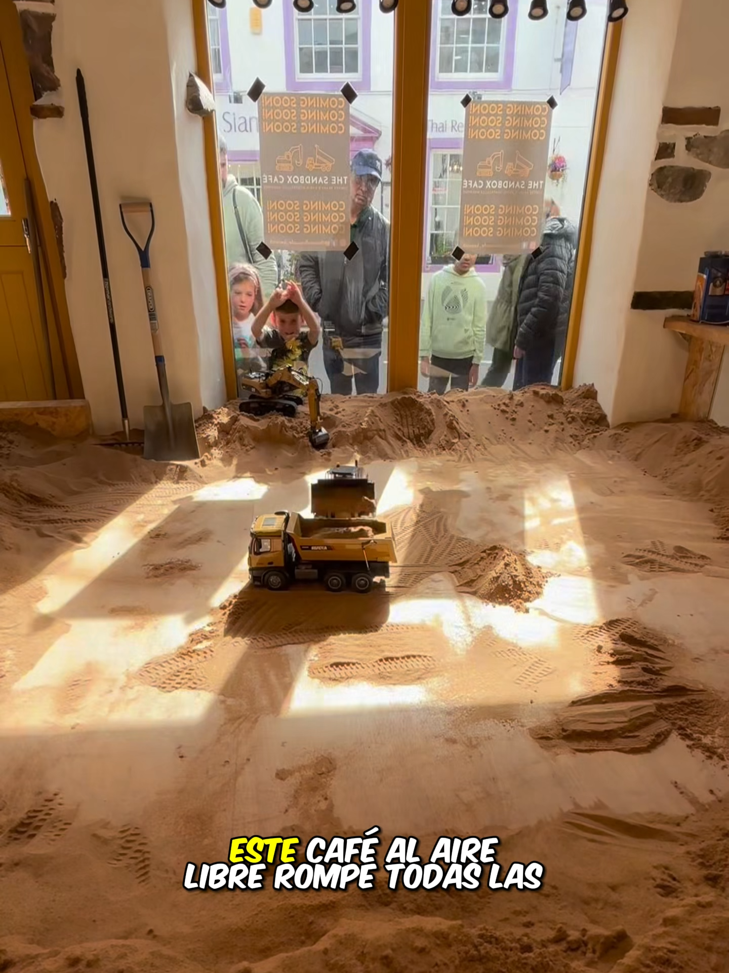 Cafetería Excavator