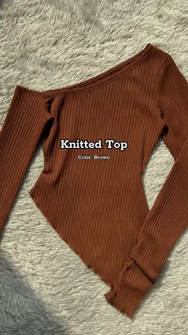 Assymetrical Knitted Top Longsleeve for Women #knittedtop #knitted #TikTokFashion #tiktokviral #outfitinspo 