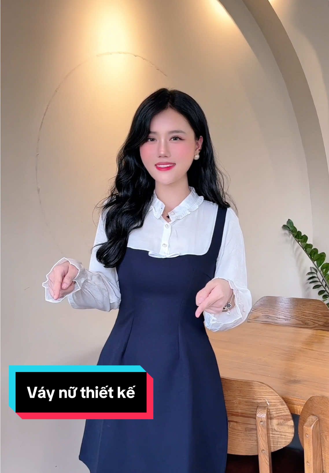 Váy nữ thiết kế siêu sang cho chị em #vayxinh #thoitrangnu #tiktok #fypシ゚ #hienhoidieu 