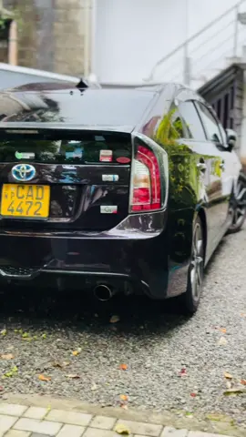 දෙන්න හිතෙන් නැති වාහන.....!!!!🤍🫀💐#toyota #toyotaprius #priusgsport #viralvideo #onemillionaudition @S🧿 