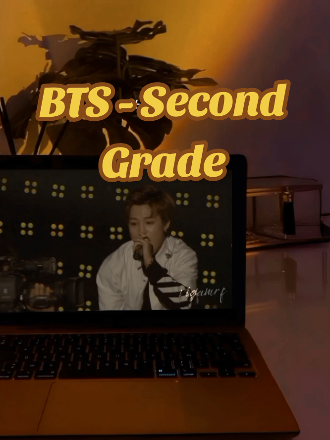 Day 2 up lagu lama bangtan sampai mereka comeback🔥🔥 🎶 2nd Grade - BTS #secondgrade #btslyrics #btsconcert #foryoupage #btsarmy 