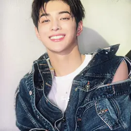 That damn smile Sdt narinie🥺 #cortis #fyp #kpop #keonho #keonhoedit  @sophia ༄ @narin @hannah𐙚  @ixceptio ⊹ @lia ࣪˖ ִֶָ𐀔 @raya @marianna ♱ @daemgene @enhryan ending logo @daemsiel♕︎ 