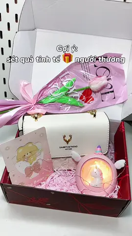 Sét quà tặng 20/10 siêu tinh tế dành cho người thương.Mấy ông tham khảo nha ✨🫶#setqua20_10 #setquatang #xuhuong #viral #ngayphunuvietnam 