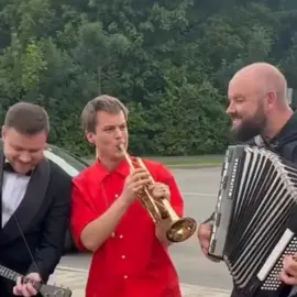 Иван Филиппович Янко́вский (род. 30 октября 1990, Москва) — российский актёр театра и кино. Пятикратный лауреат премии «Золотой орёл»: дважды за «Лучшую мужскую роль в кино» («Дама пик», 2017; «Чемпион мира», 2023), дважды за «Лучшую мужскую роль второго плана» («Текст», 2020; «Огонь», 2022) и один раз за «Лучшего актёра онлайн-сериала» («Фишер», 2024). #иванянковский #ваняянковский #Янковский #ваня #Иван #тренд #репост #рек #рекомендации #f #fyp #foryou #a #am #актер #aktiv #akter #словопацана #огонь #Фишер #топи #любимыйактер #янковскийedit #янковскийэдит #янковский 