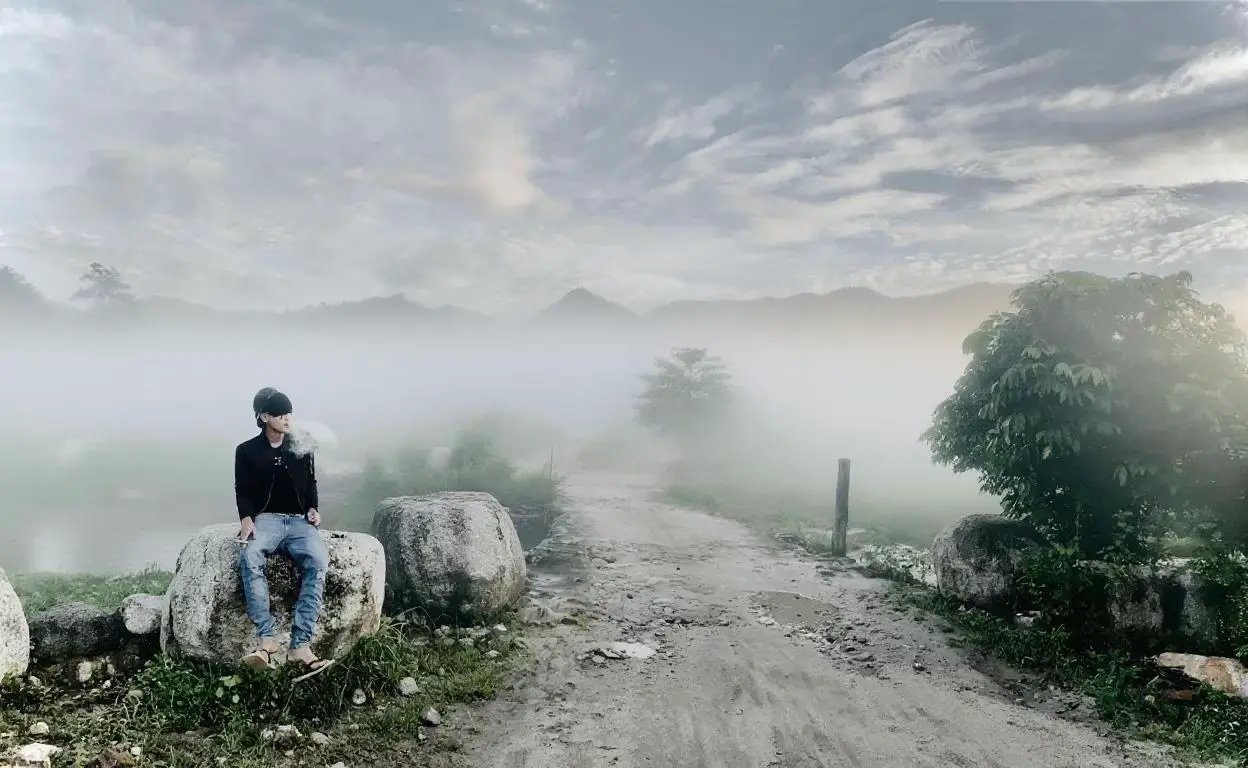 គ្មានអ្នកណាចង់ឃើញយើងរីកចម្រើនជាងគេនោះទេ ធ្លាក់ខ្លួនក៏ត្រូវស្ងាត់ រីកចម្រើនឡើងវិញក៏ត្រូវស្ងាត់…#24hours #12345678910_vin #zxycba 