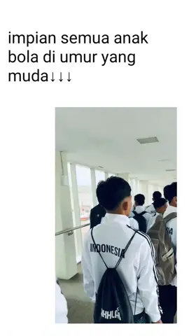 asli impian anak bola di umur yang muda ini mah, #timnasindonesia#anak #muda#xybca 