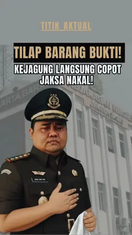 Kejaksaan Agung akhirnya mencopot Iwan Ginting dari jabatannya sebagai jaksa. mantan Kepala Kejaksaan Negeri Jakarta Barat, resmi disingkirkan dan Kini, ia hanya jadi staf tata usaha selama setahun. Bukan tanpa alasan. Iwan Ginting terseret dalam kasus panas penilapan barang bukti miliaran rupiah #robottrading #reformasipengadilan #hukumhumanisberkeadilan #kejaksaan #jaksanakaliwanginting 