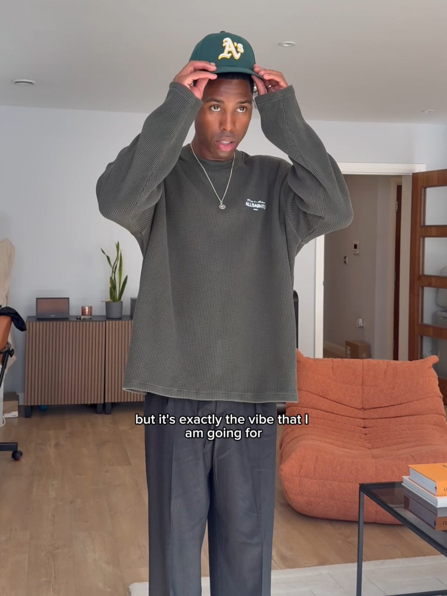 Autumn layering strong with @aaronfranciis #autumnstyling #mensfashion #outfitinspo 