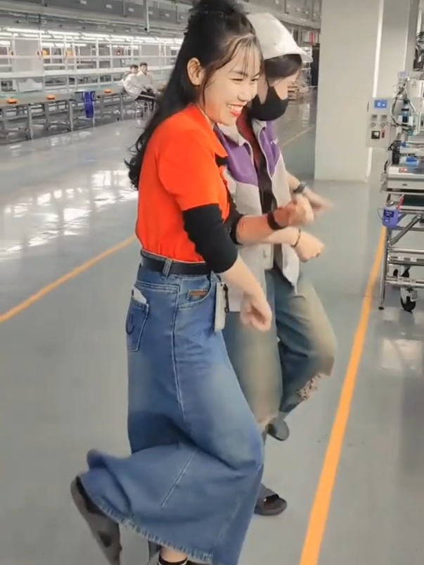 Luxshare QC mở xưởng mới cần tuyển gấp sll #tuyendung #vieclam #thoivu #tuyendunglaodong #thuongtuyendung 