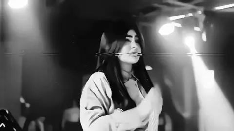 ابنيتي الحبوبه  #اغاني #اغاني_عراقيه #تصاميم_فيديوهات🎵🎤🎬 #fyp #قمر_الزمان 