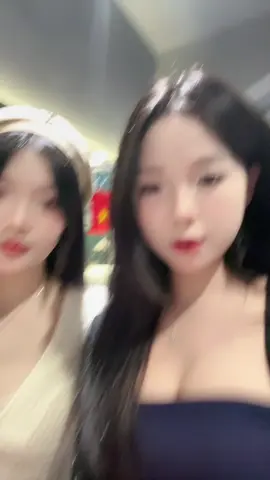 ê động thái giống nhau @Tràs đâyy🤩 