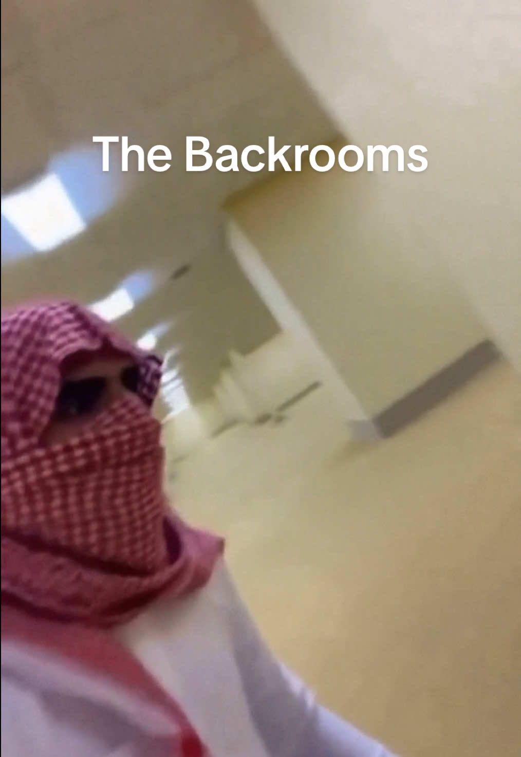 حصلنا الباك رومز وابتلشنا 💀 #backrooms #باكرومز #السعودية 