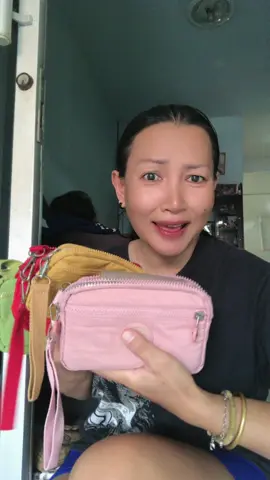 กระเป๋าเนื้อดี ทรงสวย ราคาถูก #กระเป๋า #กระเป๋าสะพายข้าง #กระเป๋าสะพาย #กระเป๋าแฟชั่น #แม่แฝดขายทุกอย่างที่ว่าดี  