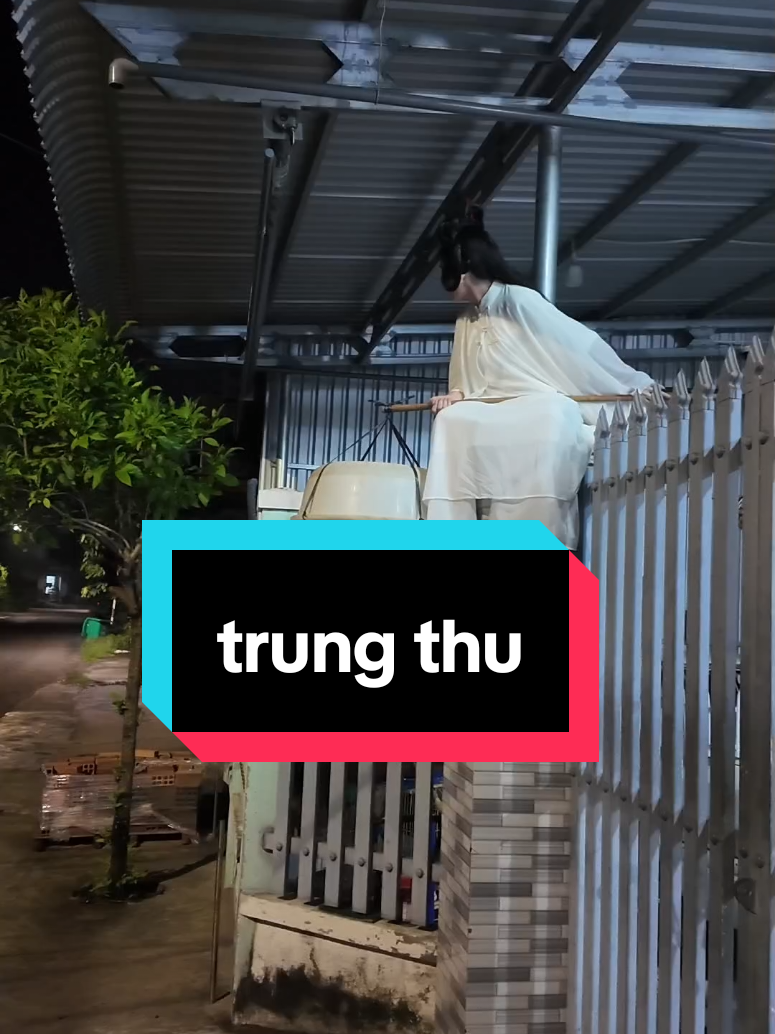 cùng chị Hằng vui Trung Thu 🤣🤣#cobahola #giadinhvuive #chuyenvuimoingay 