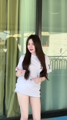 เสื้อรอนนี่🤍#เสื้อยืด #เสื้อโอเวอร์โซส์ #เสื้อใส่ได้ทั้งชายและหญิง 🛍️👉🏻