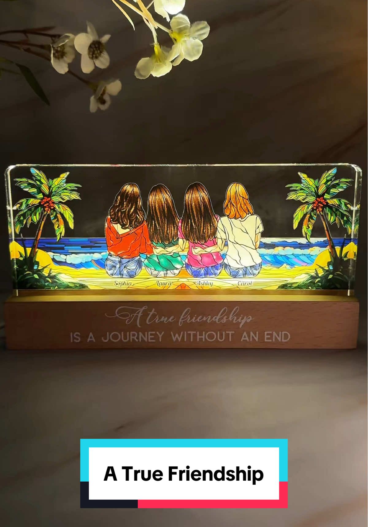 A nightly reminder that your friendship story has no final chapter 💛🌌 #macorner #lednightlight #friendshipgoals #besties