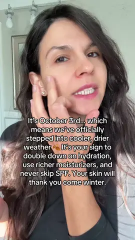 October is when your skin barrier needs the most love 🍂💧 Tip: Switch to a creamier cleanser + add a hyaluronic acid or facial oil if you haven’t already. Consistency now = healthier, glowier skin all winter ✨  #SkincareTips #FallSkinCare #GlowingSkin #October3rd #skintok 