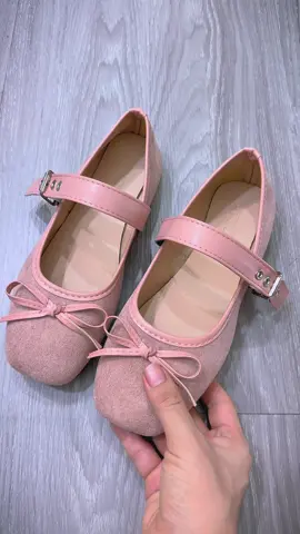 Giày xinh mà yêu quá . Mẫu mới về nhà em nha ✅#reviewgiaydep #giaybupbe #giaydep #xuhuong #giày 