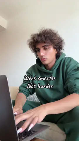 Dude I only spent 2 hours writing a 2500 word essay #studytok #studywithme #StudyTips 