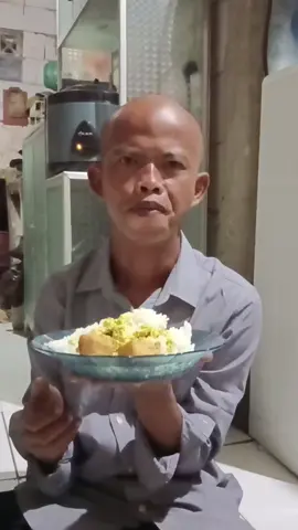 makan sayang#viralmangadeng #fypシ゚viral #fyppppppppppppppppppppppp #viralvideo #mangadeng 