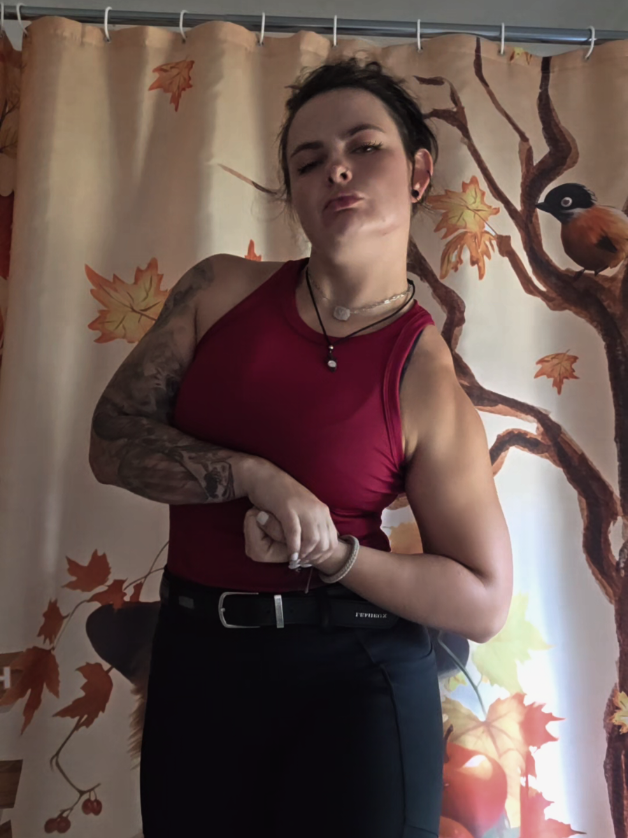 my shoulders are my favorite  #equestrian #weightlifting #horsegirl #GymTok #yallternative 