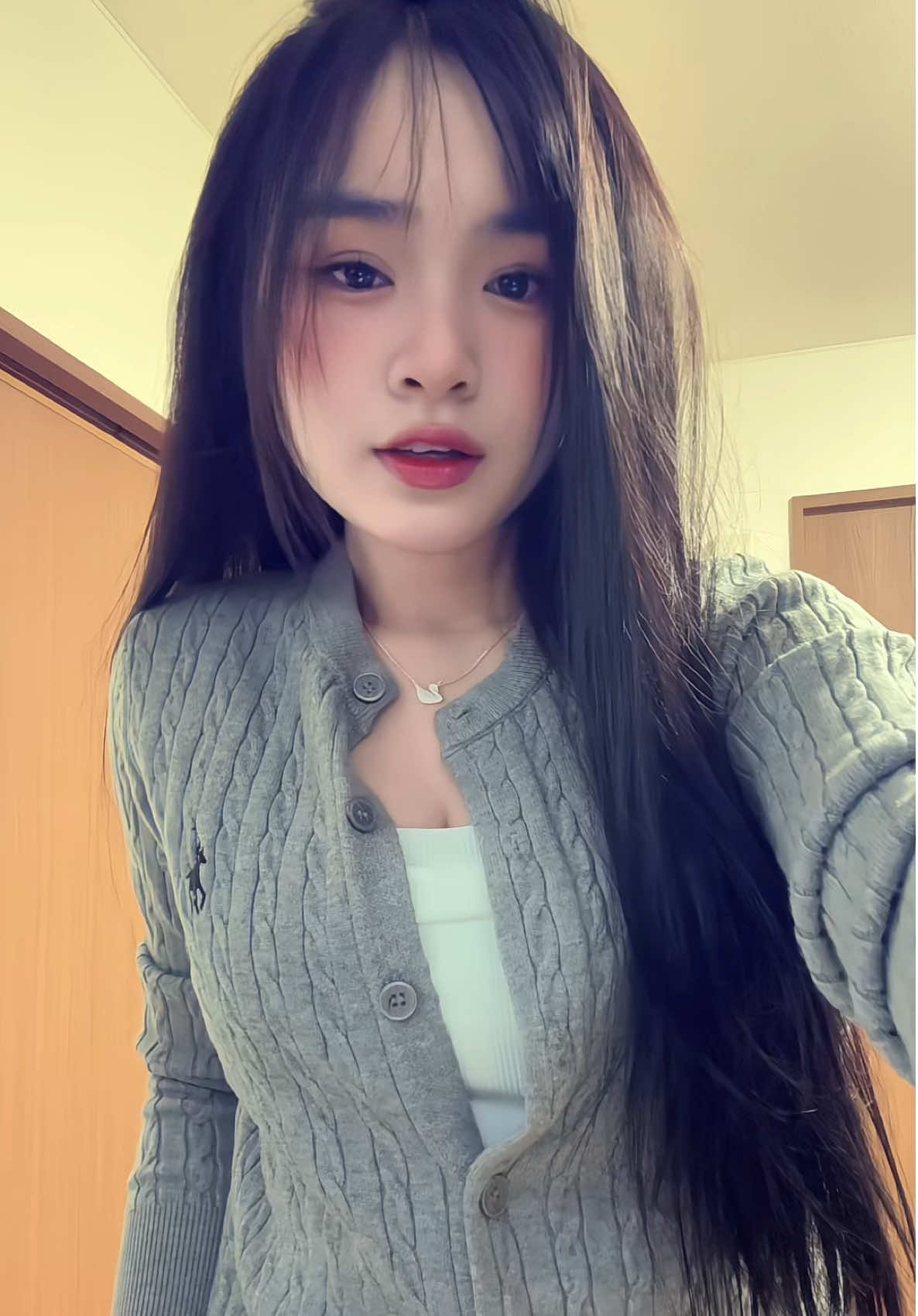 Họ phản bội em sao???