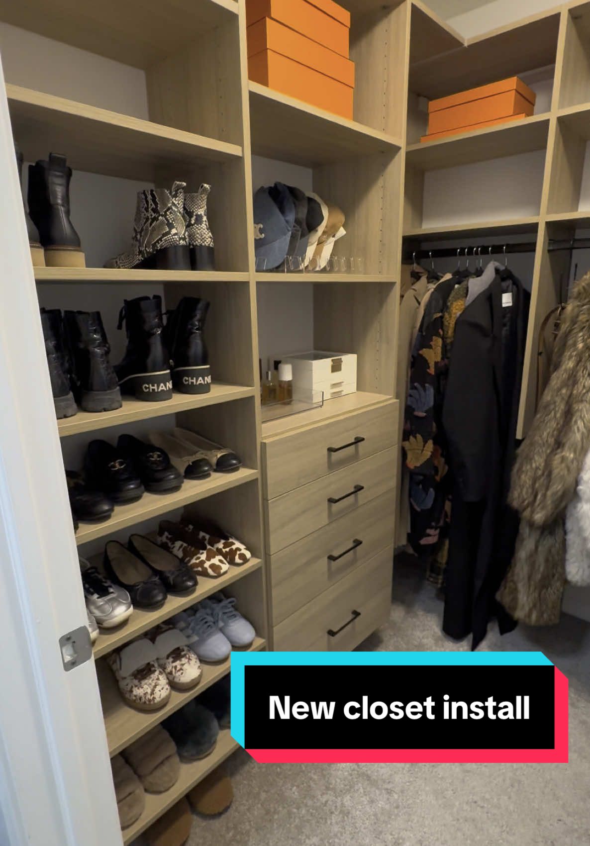 Closet refresh! More rearranging and adding items to the closets to come #closettour #closetrefresh #californiaclosets #beforeandafterhome #walkincloset #walkinclosettransformation 