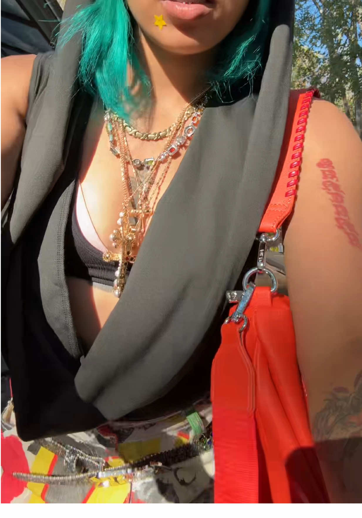 Back to posting 😭😫 was out for 3 days 