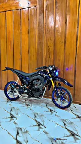menyala biru api😹 INFO PEMESANAN LANGSUNG WA ADMIN YANG ADA DIBIO PROFIL YA BOSKU#crfrakitan⚡ #crfcustom #surexkartini😋🤙🏻 #surexstyle #crfbasicversa #surexgank🔥 #crfherexstyle 