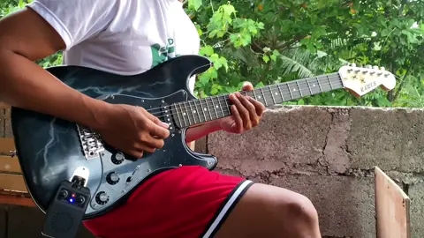 Dinamuli #guitarsolo #dinamulisolo #kaweselectricguitar #miniamp #usingminiamp 