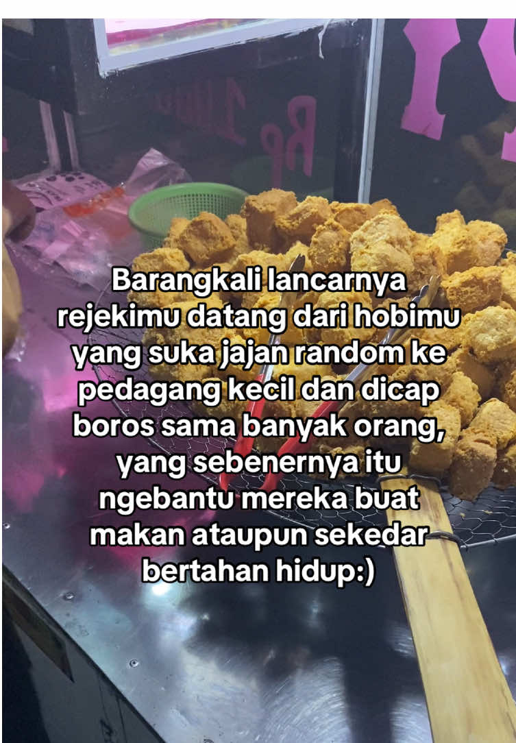 Normalisasi beli jajanan di pedagang kecil yuk guys😇🙏🏻 #masukberandamuu #foryouu #anakrantau #storymotivasi 