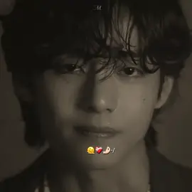 akhir Q? 🩹🖤...#kimtaehyung #jeonjungkook #tiktokteamunfreezemyaccount #dontflop #fyp 
