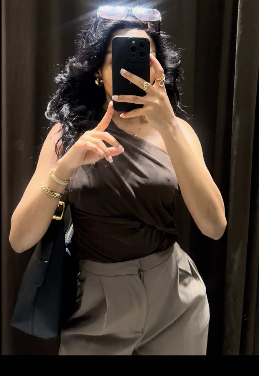 OOTD: Pants from Mr Price, Top from Zara  . . . #OOTD #mrpfashion #fashioninspo #zarafinds 