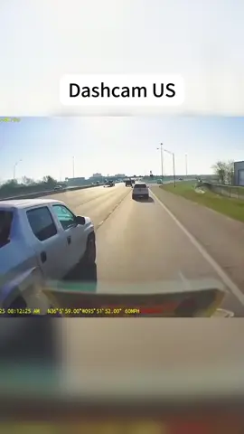 Dashcam US #dashcam#drivingfail#dashcamvideos#dashcamusa#dashcamlessons Disclaimer⚠️: This video is just a simple dashcam video, there is no dangerous content and no one was hurt, this video is for entertainment purposes only.