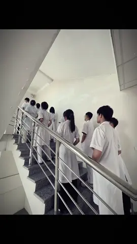 Đau lưng #xh #trend #trieuview #hocycogivui👩🏻‍⚕️💙 
