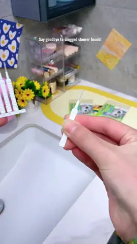 🚿 Say goodbye to clogged shower heads! ✨ Tiny brush for tiny holes = powerful cleaning ✨ Prevents limescale & blockages ✨ Works on faucets, tiles & more 👉 Who else needs this bathroom hack? #CleanTok #HomeHacks #BathroomGoals #OrganizationTools #SatisfyingReels