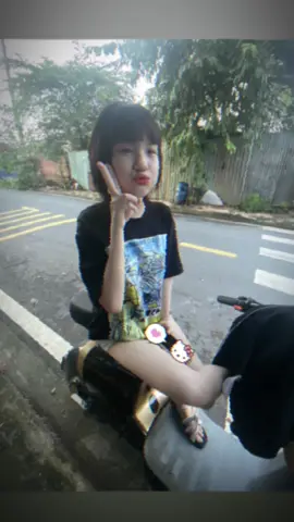 khổ hơn nhìu.#xh #xhhhhhhhhhhhhhhhhhhhhhhh #fyp 