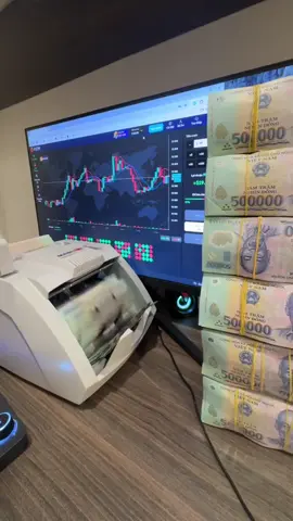 Hỗ trợ em trai thàng công, chúc mừng em nhé