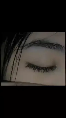 চেহারায় বয়সের ছাপ পড়া, কোন এক ক্লান্ত বসন্তের বিকেলে হঠাৎ মনে পড়ে যাবে, কিশোর বয়সে তোমাকে ভালবেসে ছিলাম, আর খুব করে তোমাকে চেয়েছিলাম 💔💔💔💔