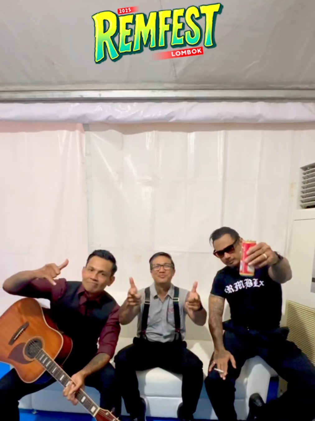 Are you Ready Outsider Lombok  @SID Official @REMFEST @revolusimusikindonesia  #konserlombok #lombok #remfest #sid #mataram 