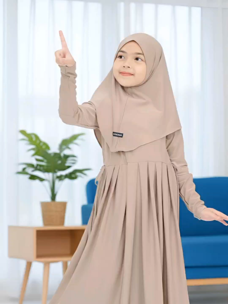 Gamis Abaya Anak Inara Serut Pinggang Usia 0-9 Tahun Bahan Jersey Lembut dan Adem Free Hijab Muslim Panjang Nyaman #gamiskekinian #fashionanak #bajucantik  #ootdanak #gamisanak 