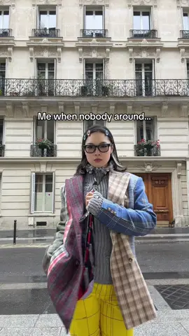 Me when nobody around me… #sugaronmytongue #trend 