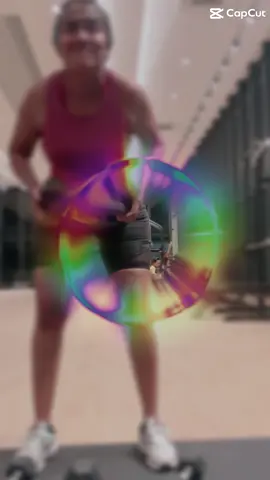 You don't need a workout partner... do it YOURSELF!! #soloworkout #solo #workout #fyp #viraltiktok 