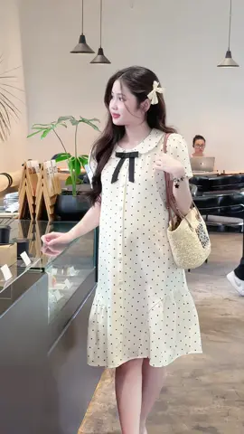 Đầm chấm bi thanh lịch