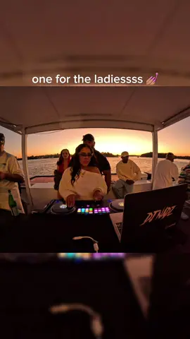 swear I’m smiling from the inside 🤣 #fyp #femaledj #djnadz #nickcannon #djtransition #clubdj #transition 