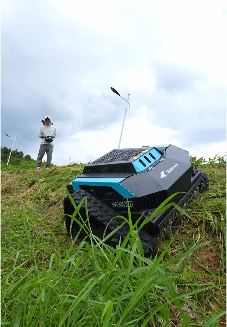 #roboticlawnmower#smartlawnmower#remotecontrollawnmower#electriclawnmower#koham#kohammower#rclawnmower#zeroturnwholesale#commercialmowers#lawncareOEM#B2Blawnmower